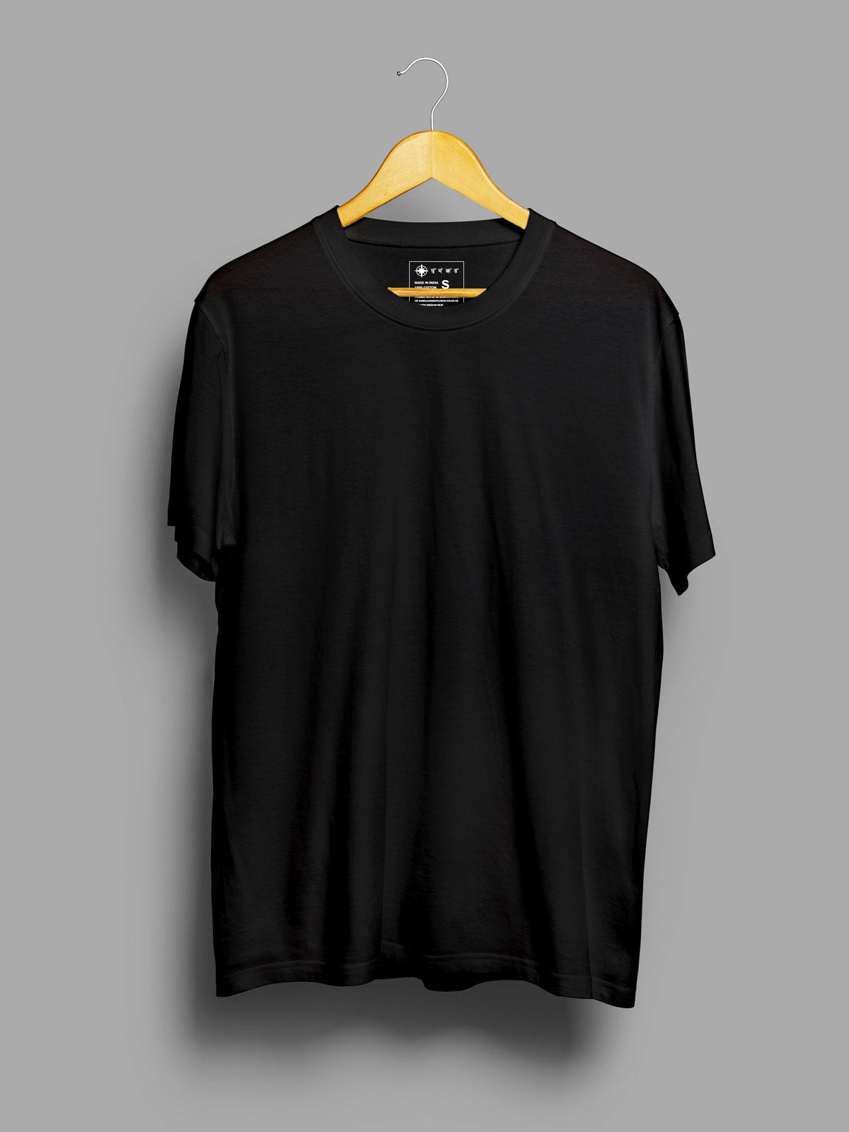 Black-t-shirt-for-men by Ghumakkad