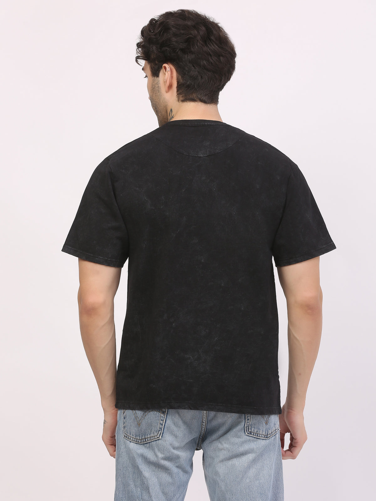 Heavy-weight-plain-black-acid-wash-t-shirt-by-ghumakkad